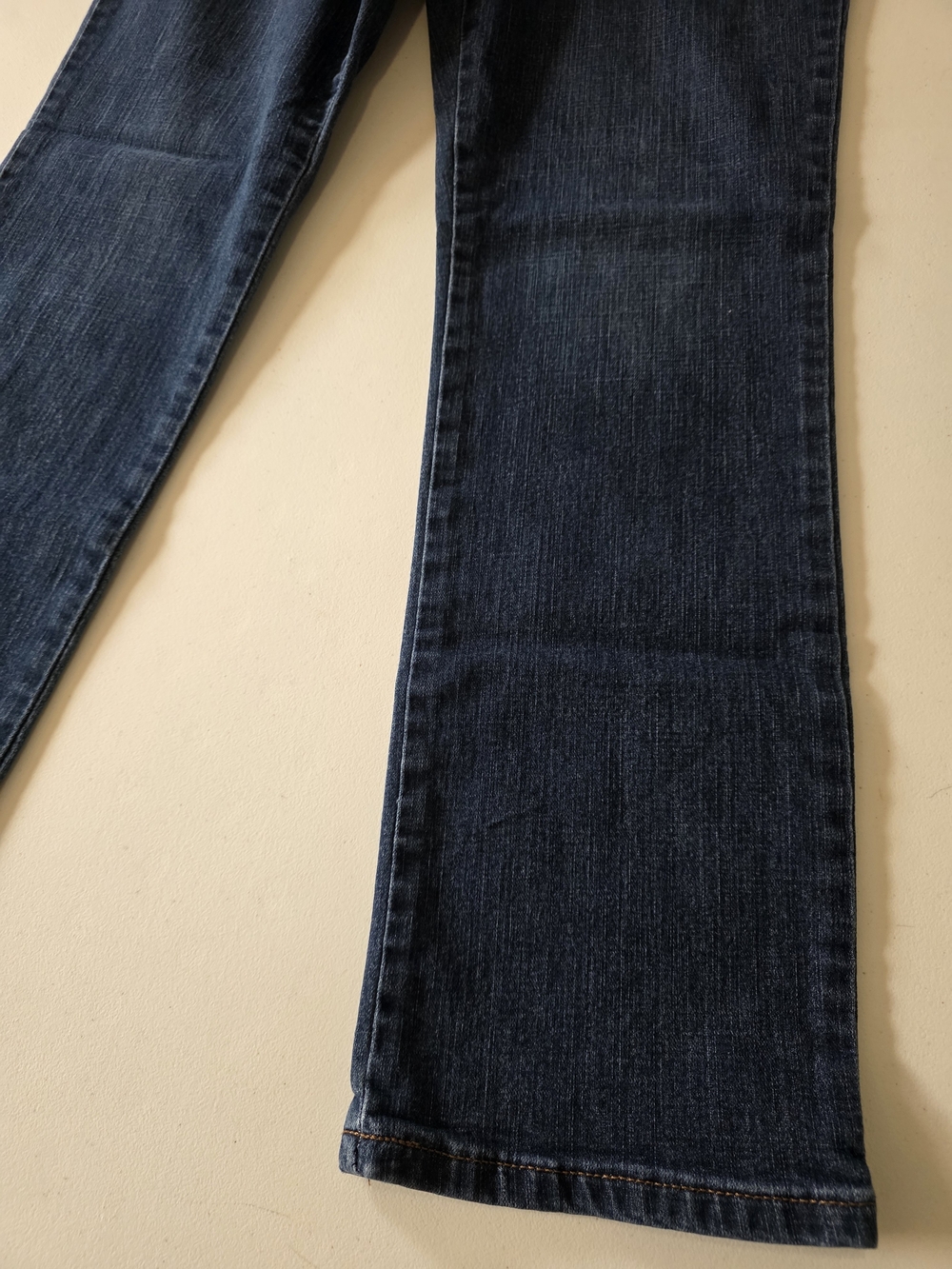 Lee Women's Straight-Leg Jeans in Dark Blue - Picture 3 of 9